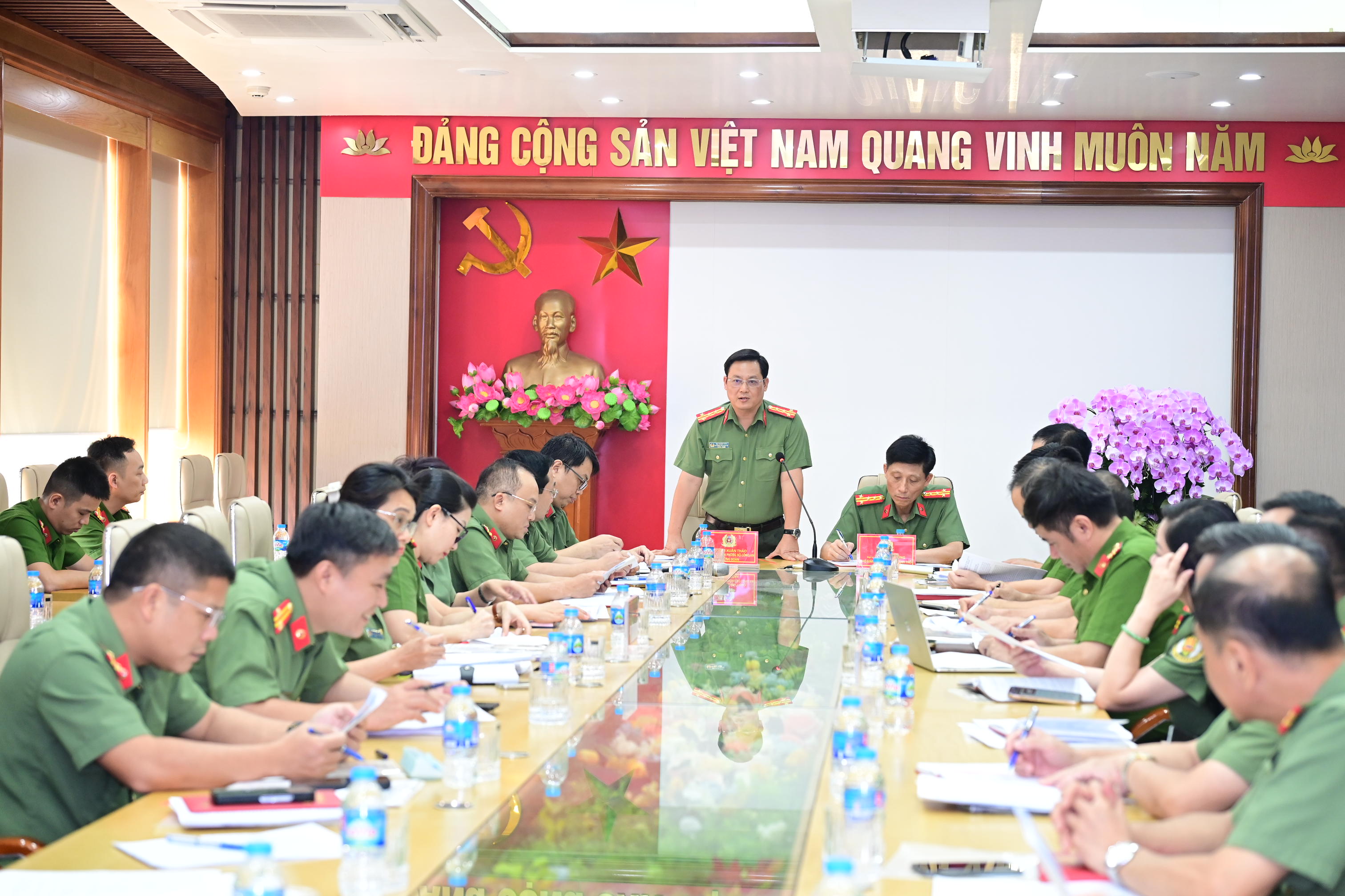 Đoàn công tác Bộ Công an khảo sát, hướng dẫn các mặt công tác Công an tại CAP Đồ Sơn và CAP Hồng Bàng